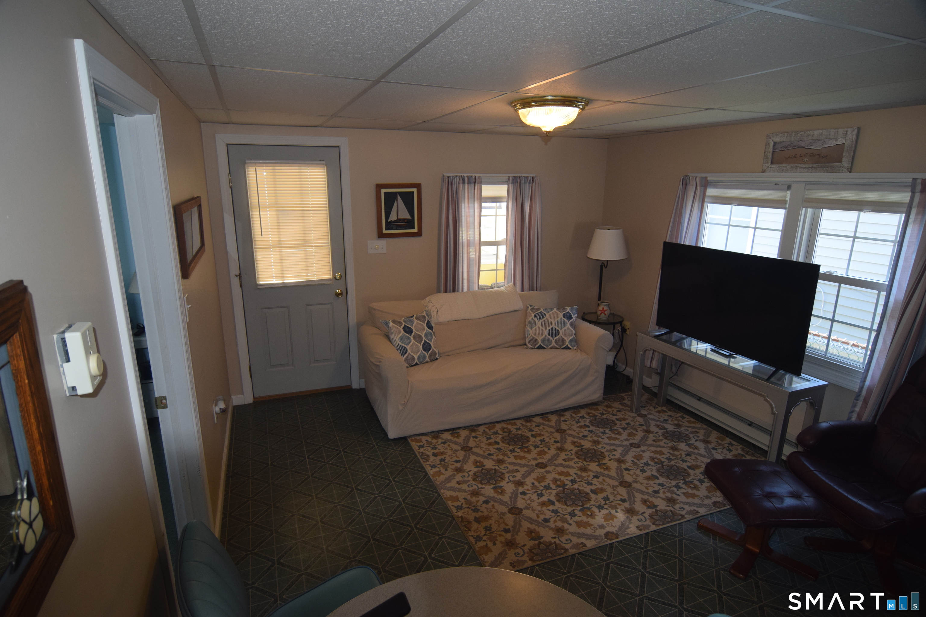 10 Hartford Avenue Old Lyme CT 06371
