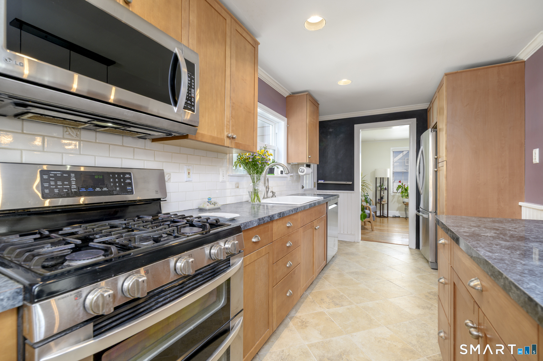 216 Sterling Street Fairfield CT 06825