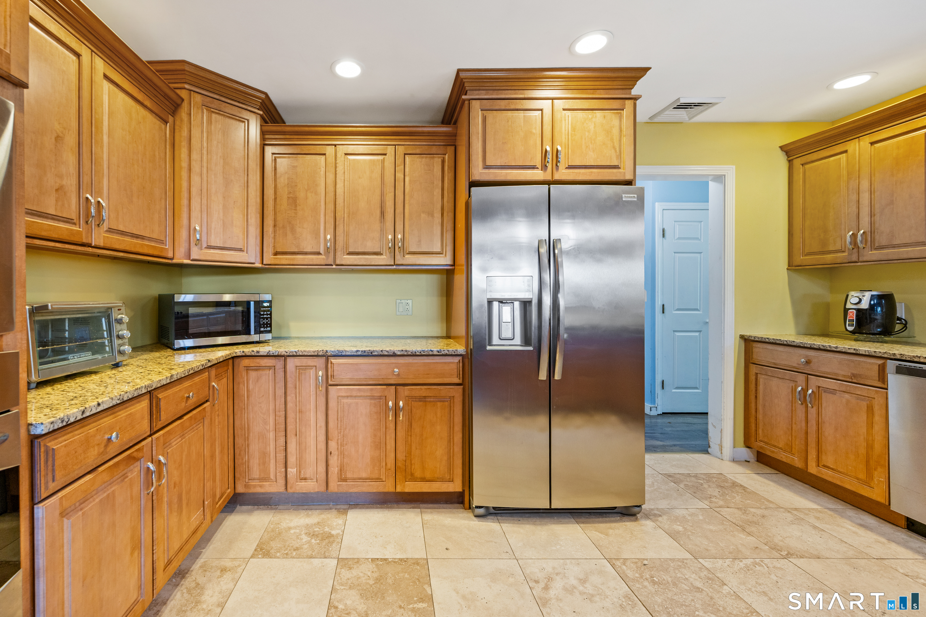 256 Nob Hill Road Cheshire CT 06410