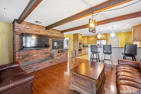 256 Nob Hill Road Cheshire CT 06410