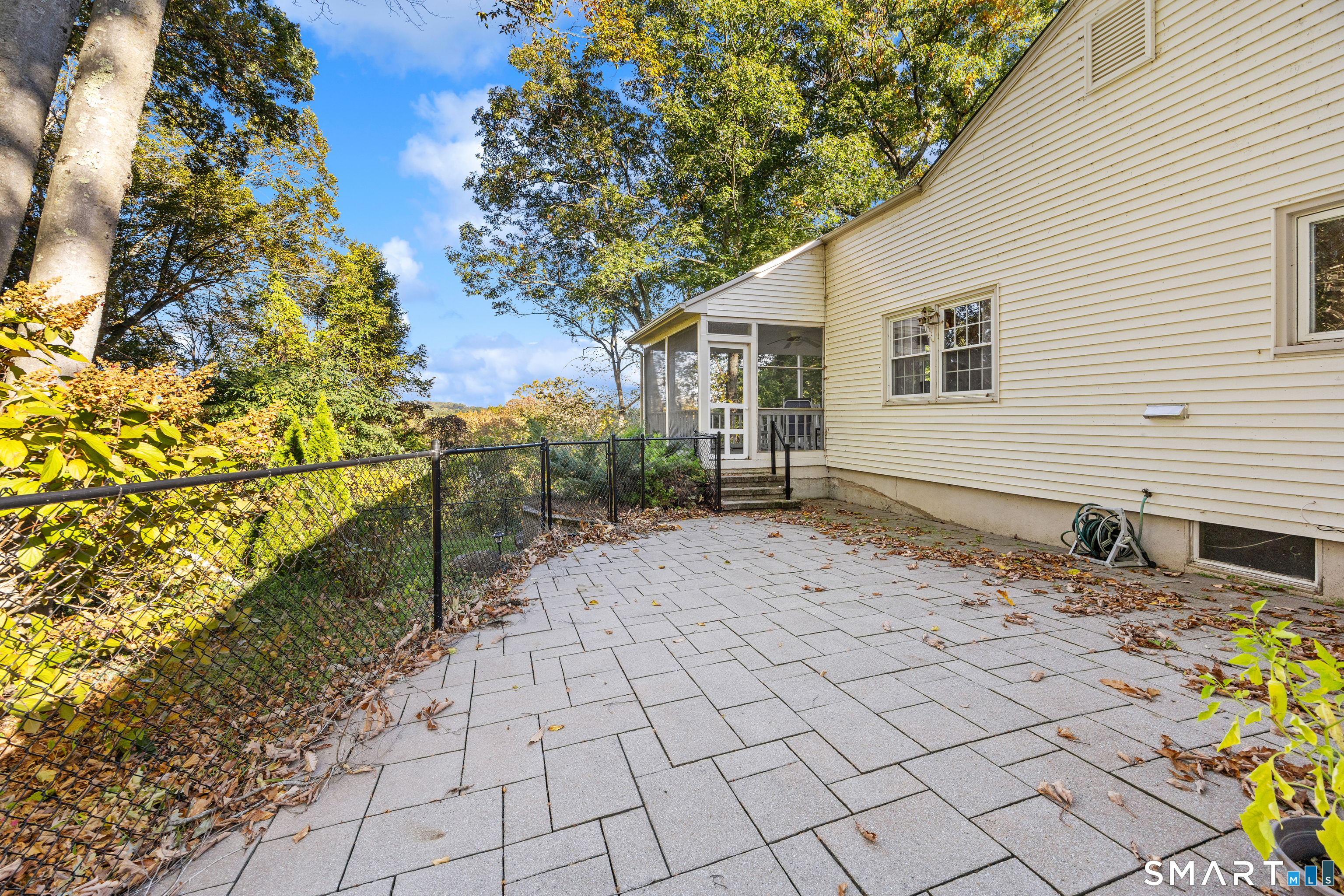 256 Nob Hill Road Cheshire CT 06410
