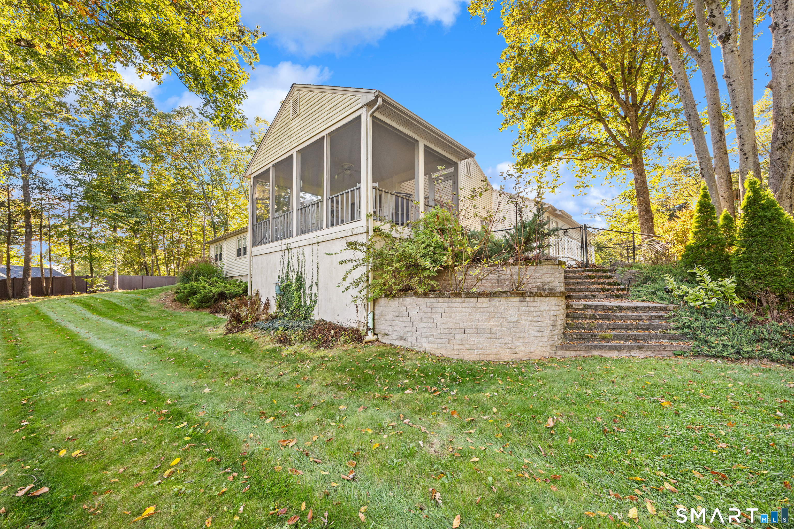 256 Nob Hill Road Cheshire CT 06410