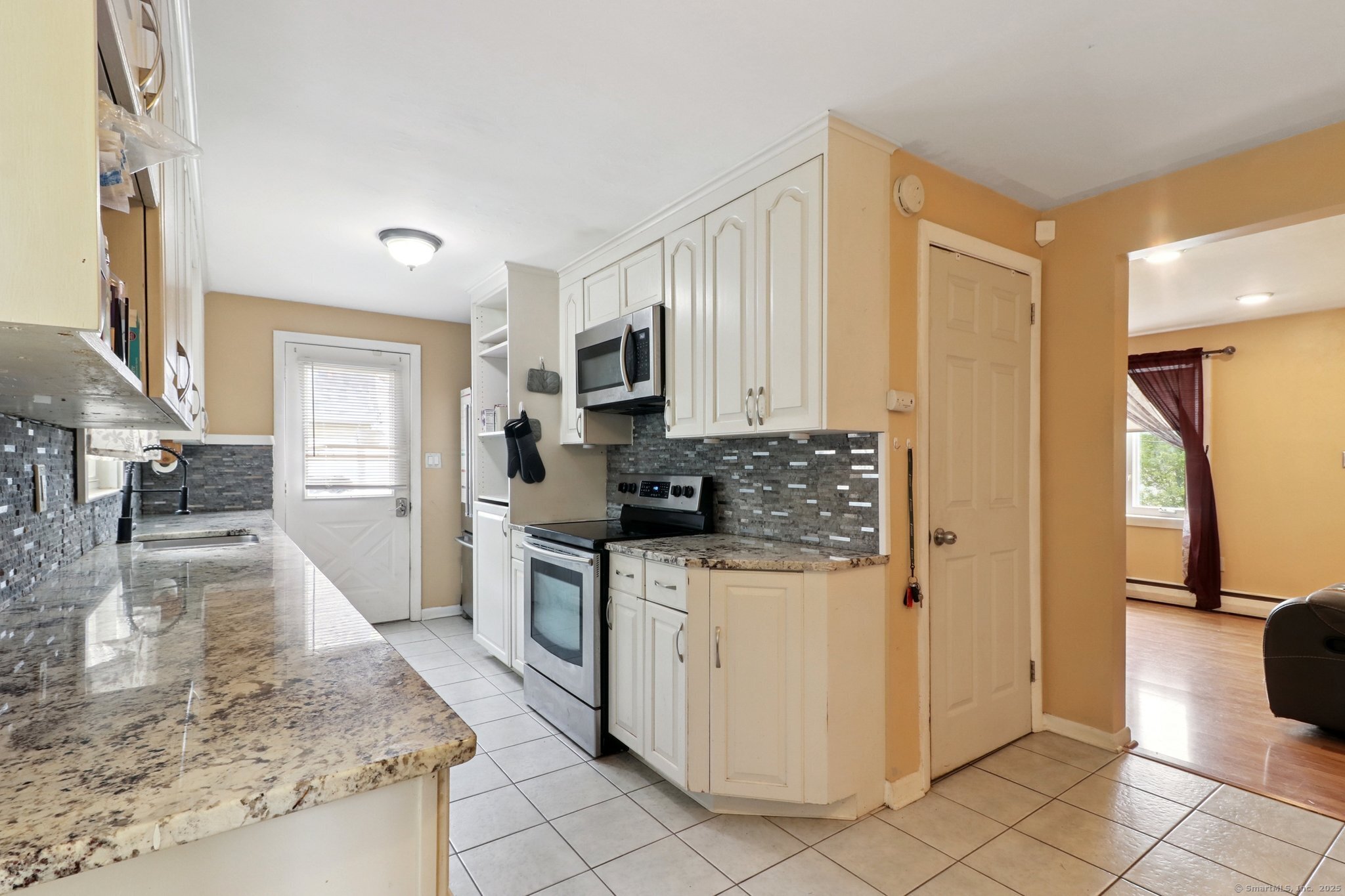 97 Castle Road Bristol CT 06010