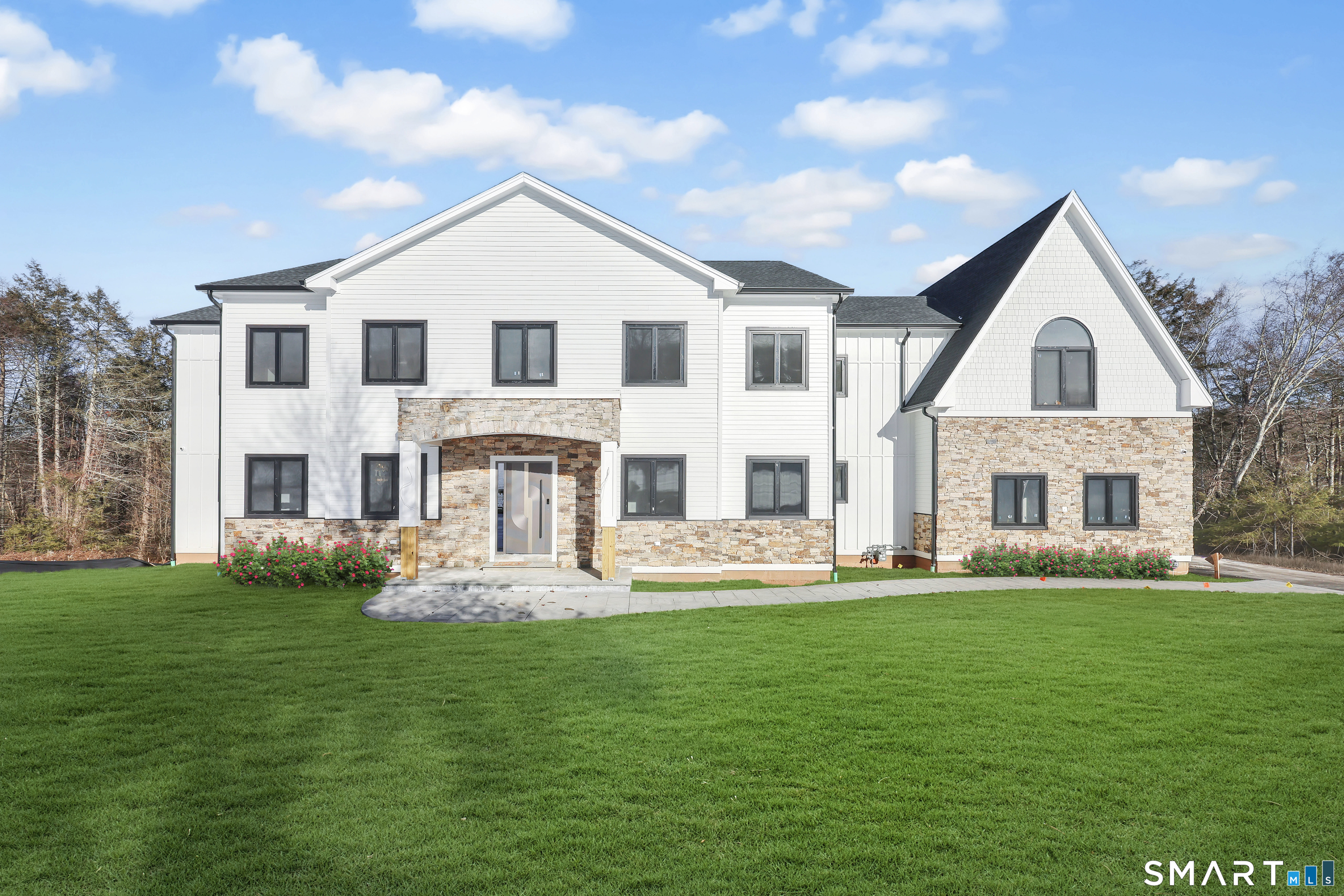 3 Cobtail Way Simsbury CT 06070