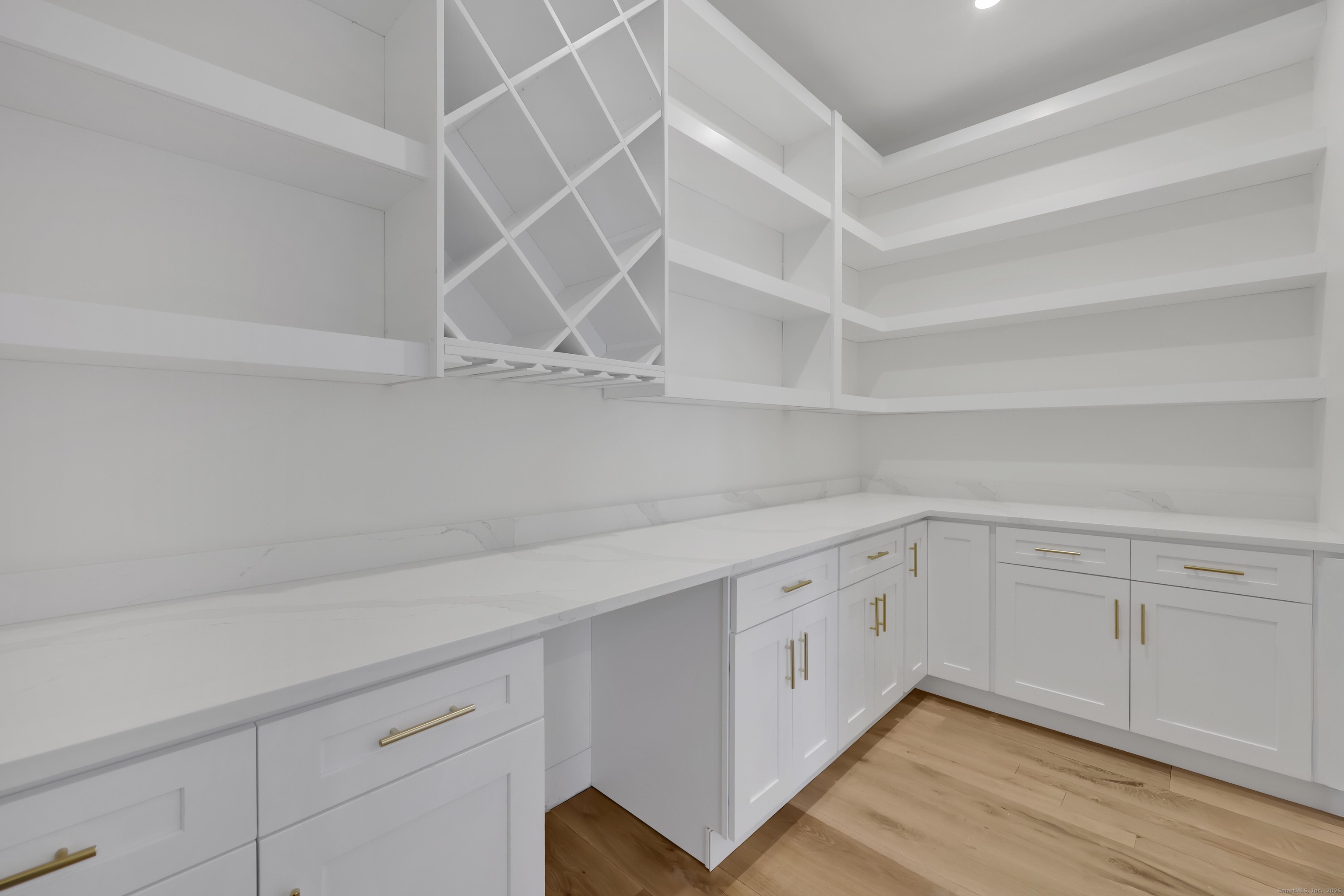 3 Cobtail Way Simsbury CT 06070