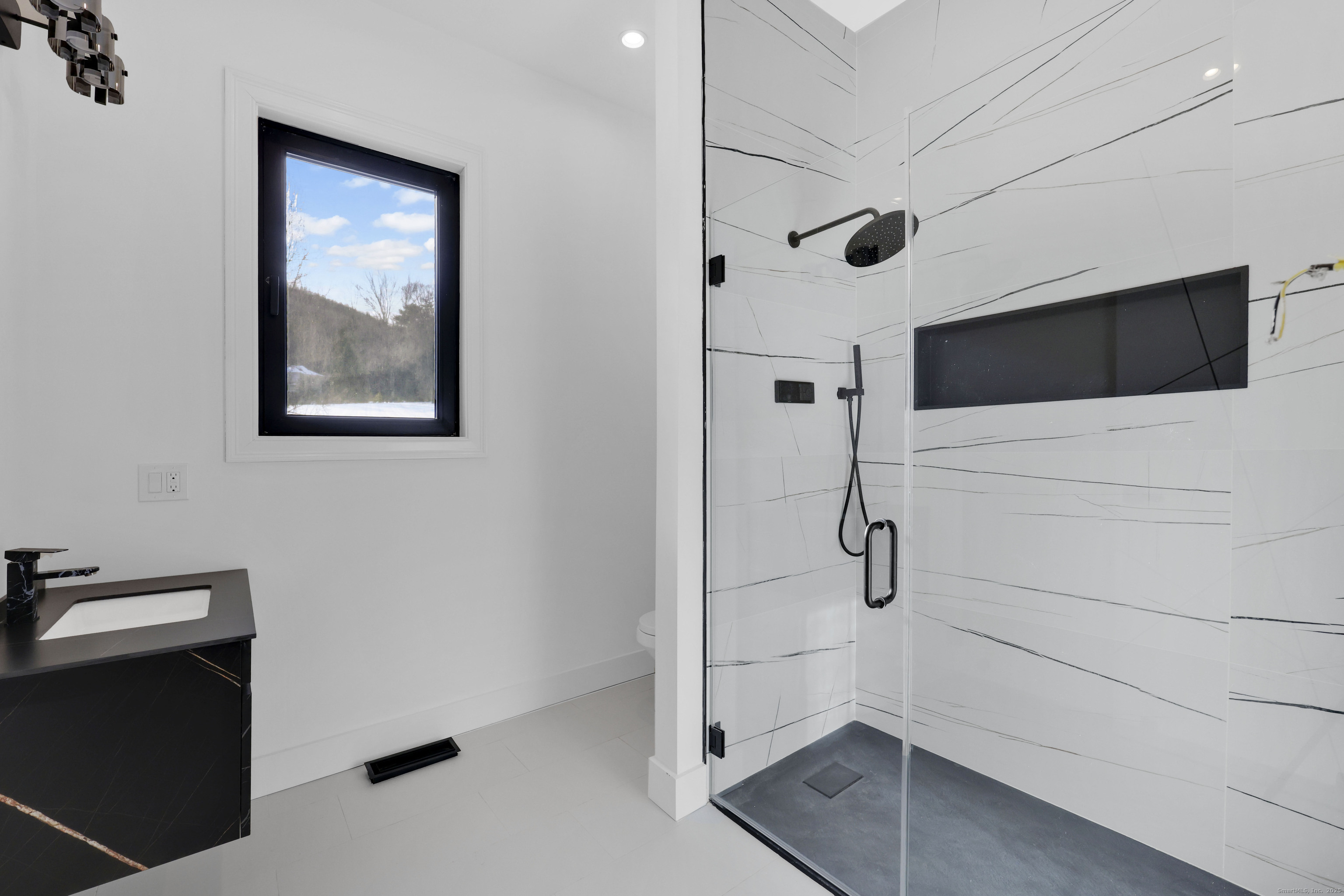 3 Cobtail Way Simsbury CT 06070