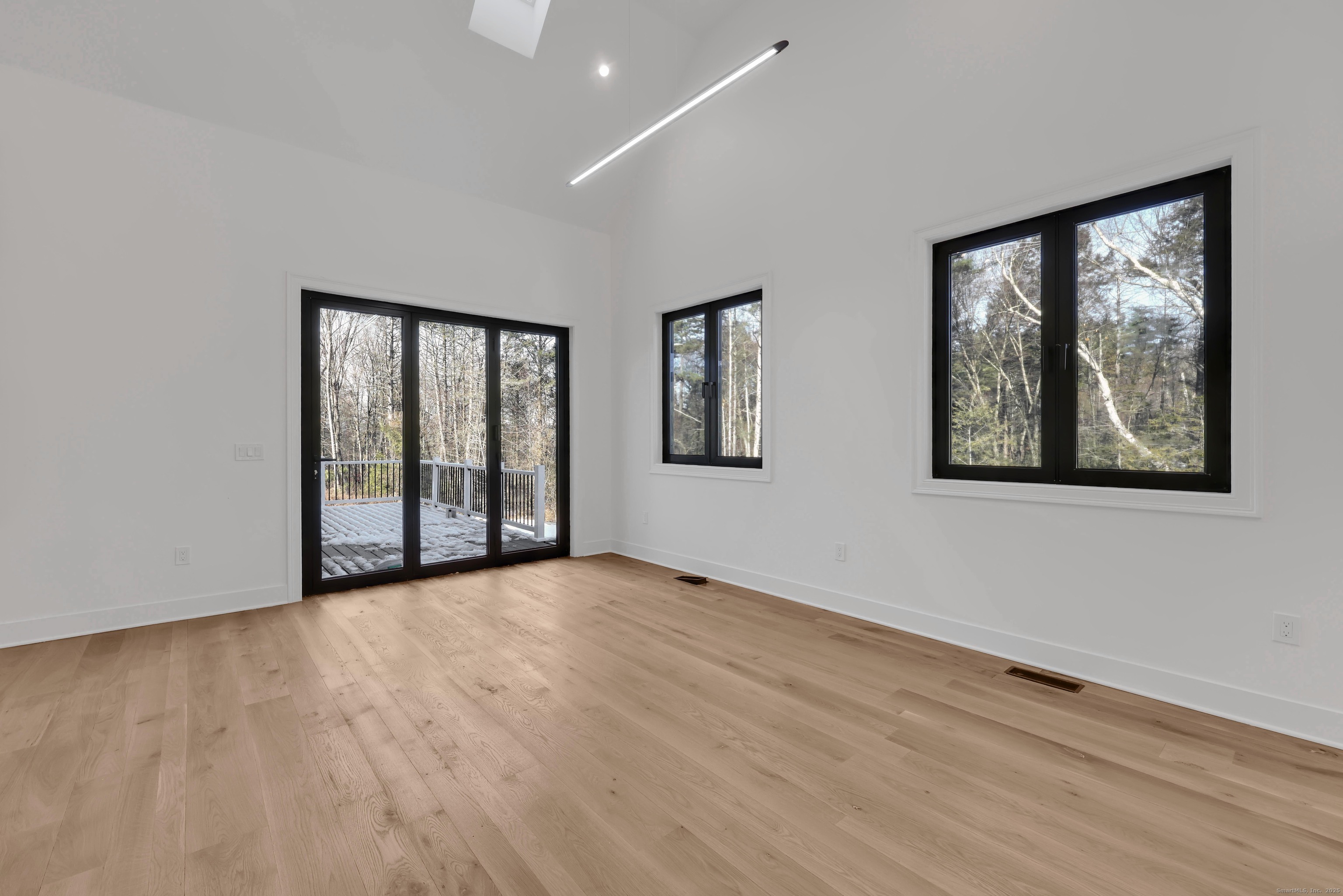 3 Cobtail Way Simsbury CT 06070