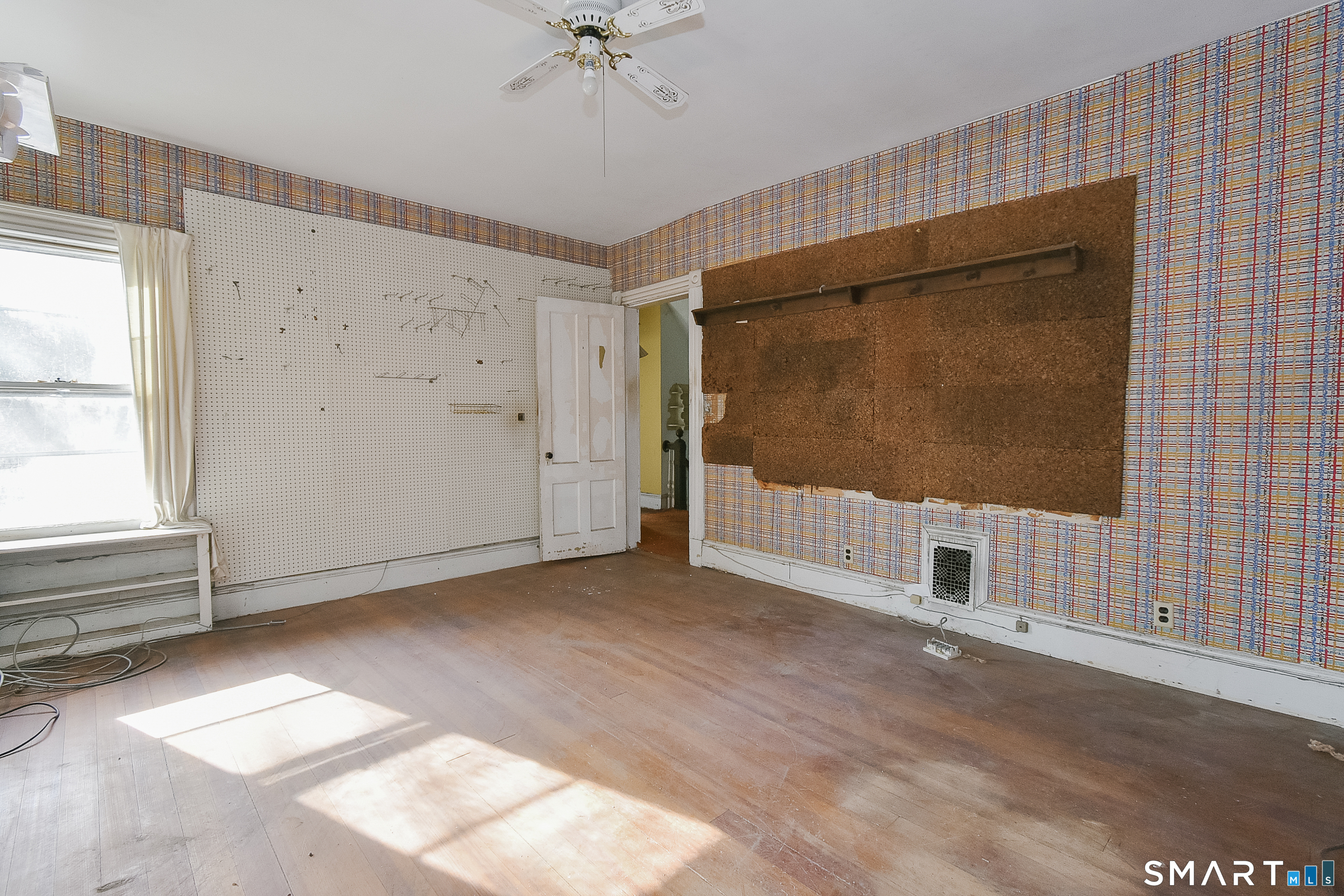 64 Girard Avenue Hartford CT 06105