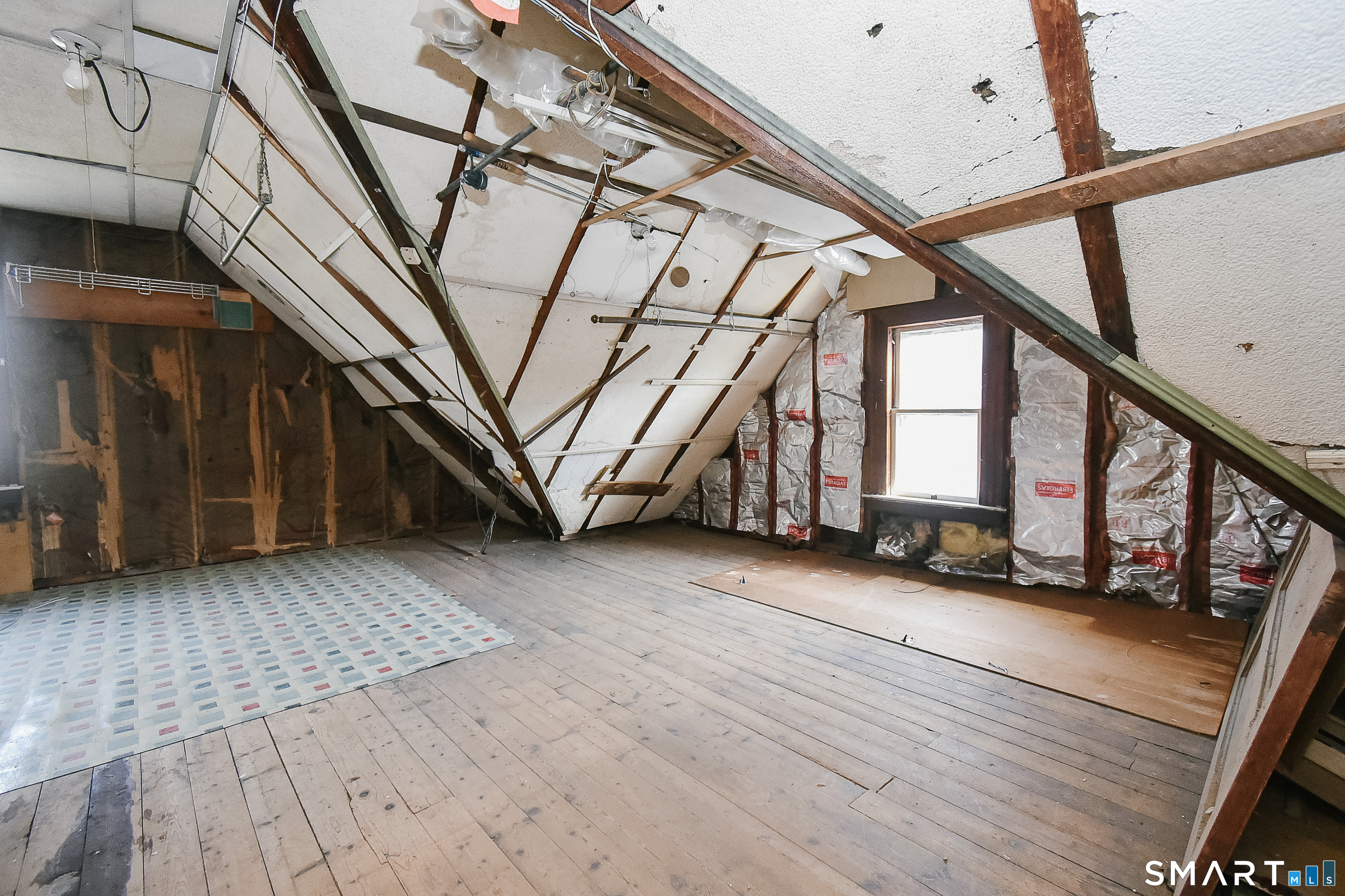 64 Girard Avenue Hartford CT 06105