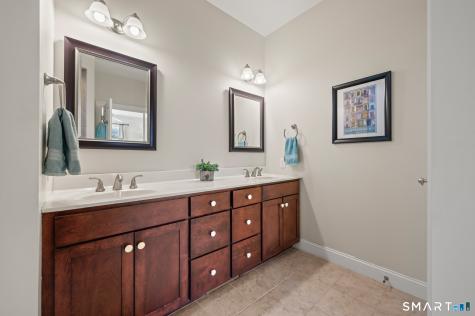 3 Tryon Farm Road Glastonbury CT 06073