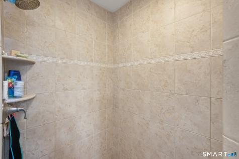 3 Tryon Farm Road Glastonbury CT 06073