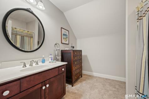 3 Tryon Farm Road Glastonbury CT 06073