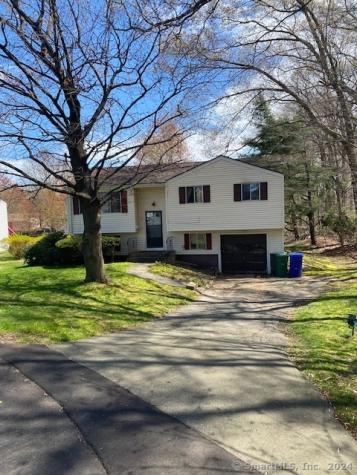 19 Cindy Lane Bloomfield CT 06002