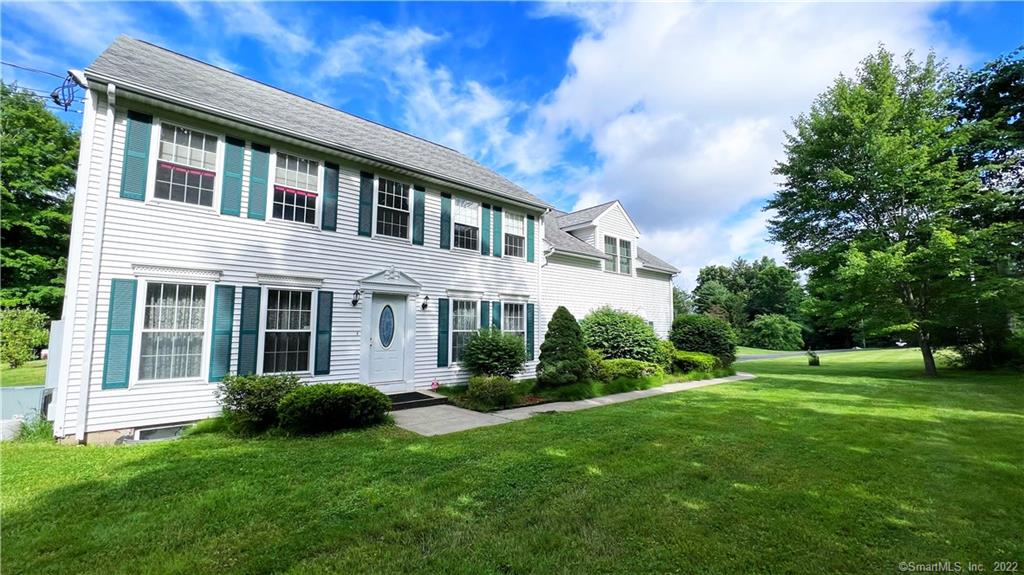 31 Tunnel Road Newtown CT 06470