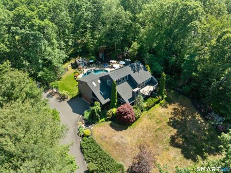 84 Sawmill Road Branford CT 06405
