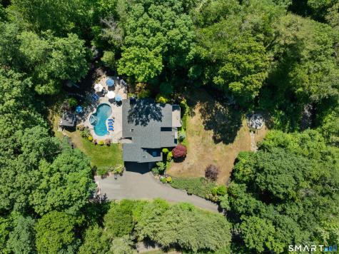 84 Sawmill Road Branford CT 06405
