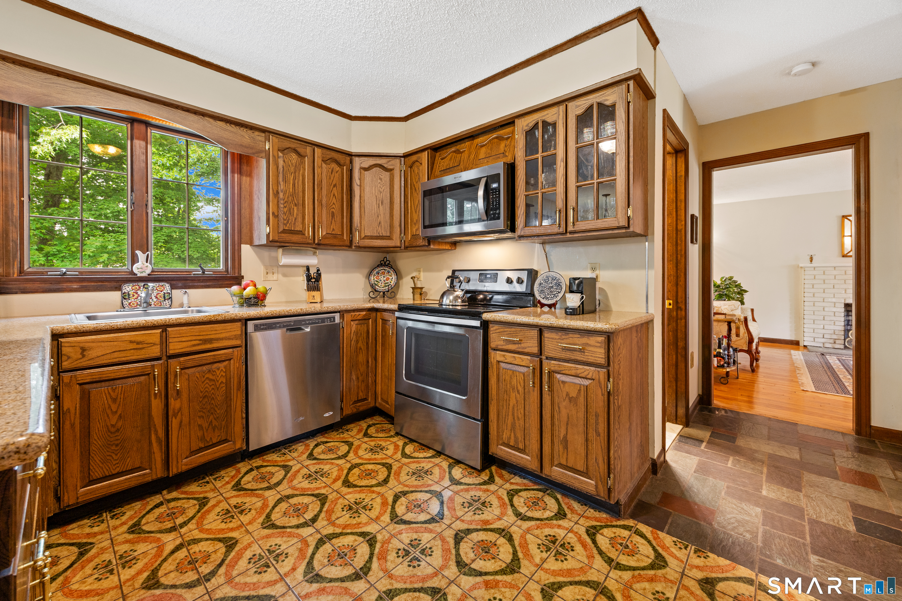 620 Riverside Drive Cheshire CT 06410