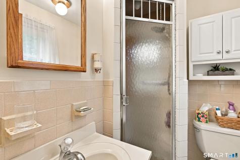 327 Burnham Street Manchester CT 06042