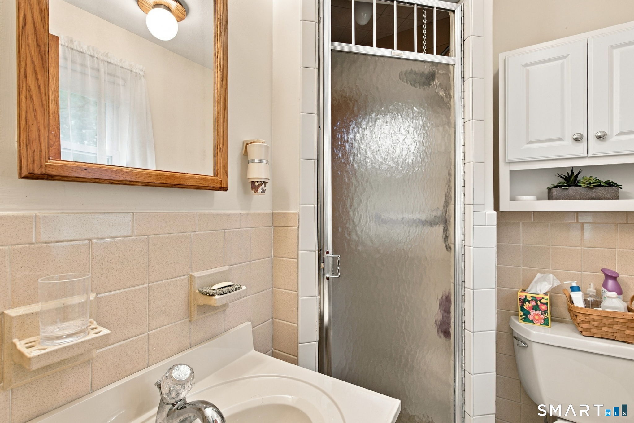 327 Burnham Street Manchester CT 06042