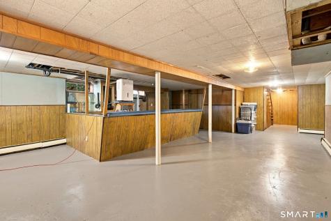 327 Burnham Street Manchester CT 06042