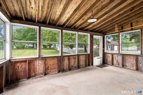 327 Burnham Street Manchester CT 06042