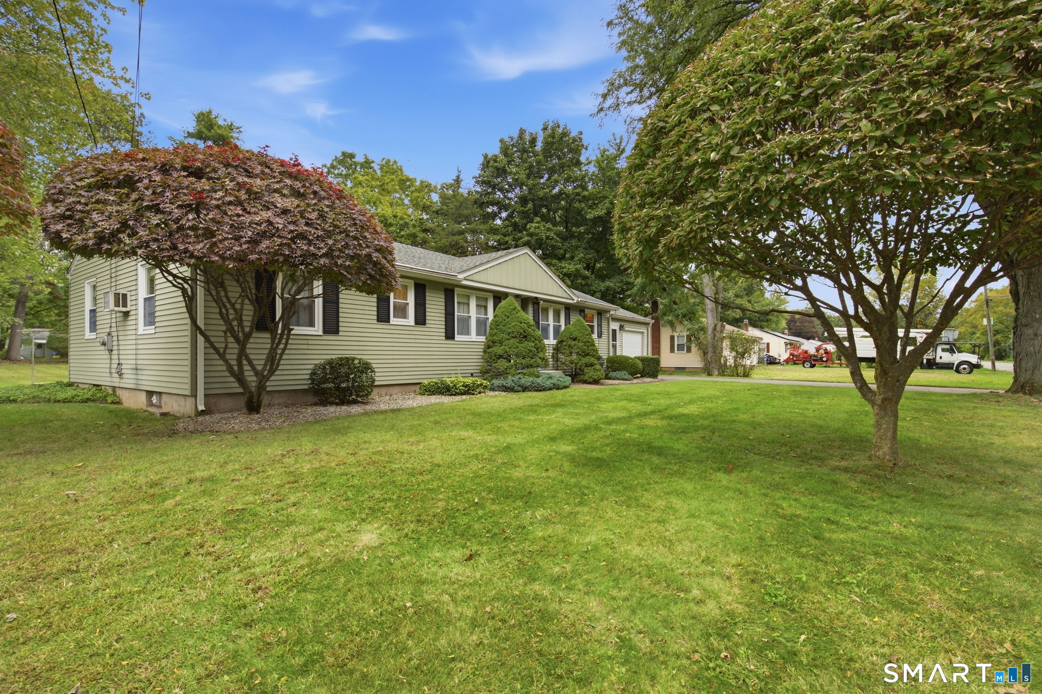 327 Burnham Street Manchester CT 06042
