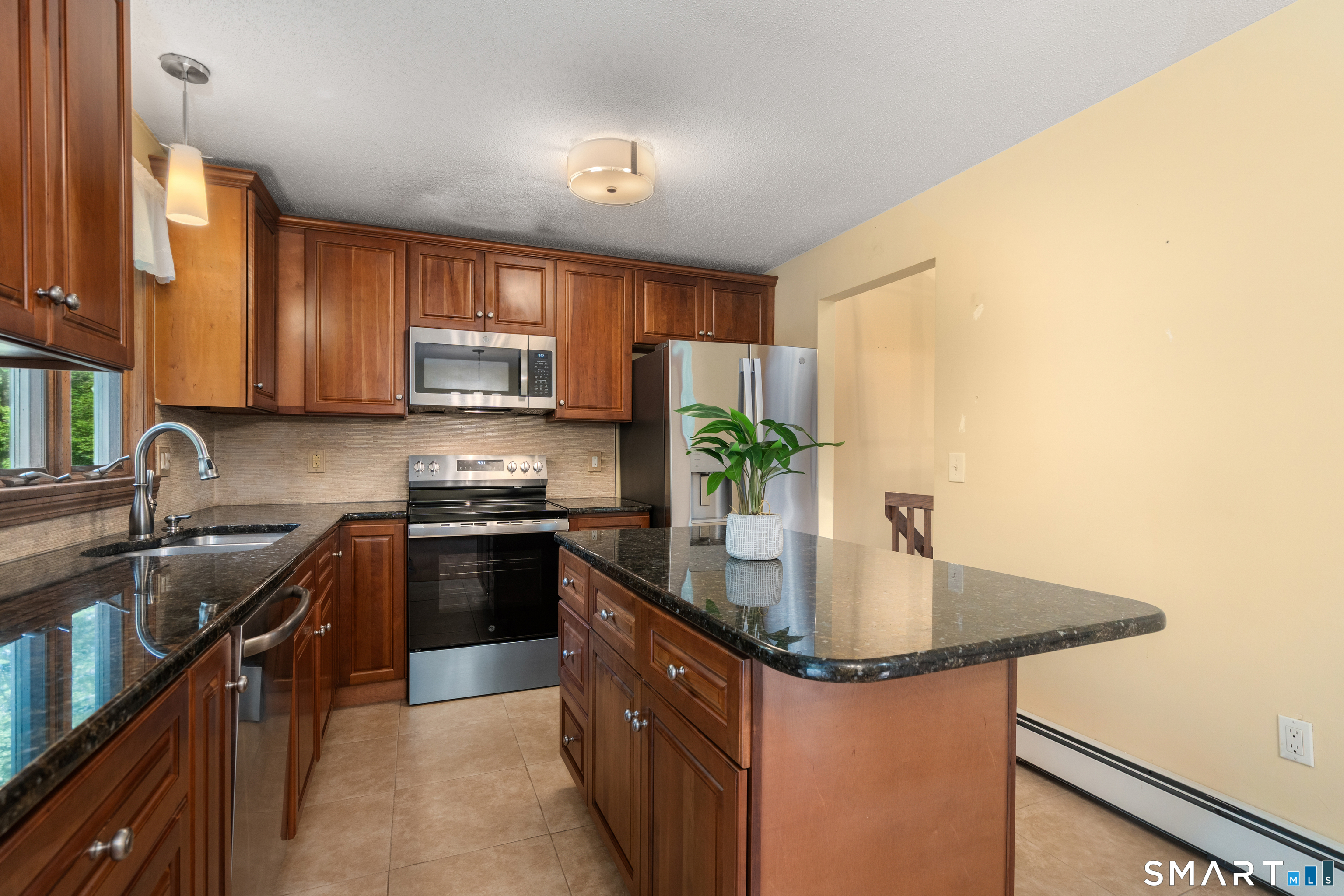 14 Sarah Drive Montville CT 06382