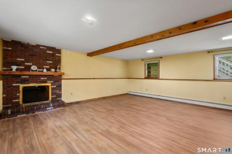 14 Sarah Drive Montville CT 06382