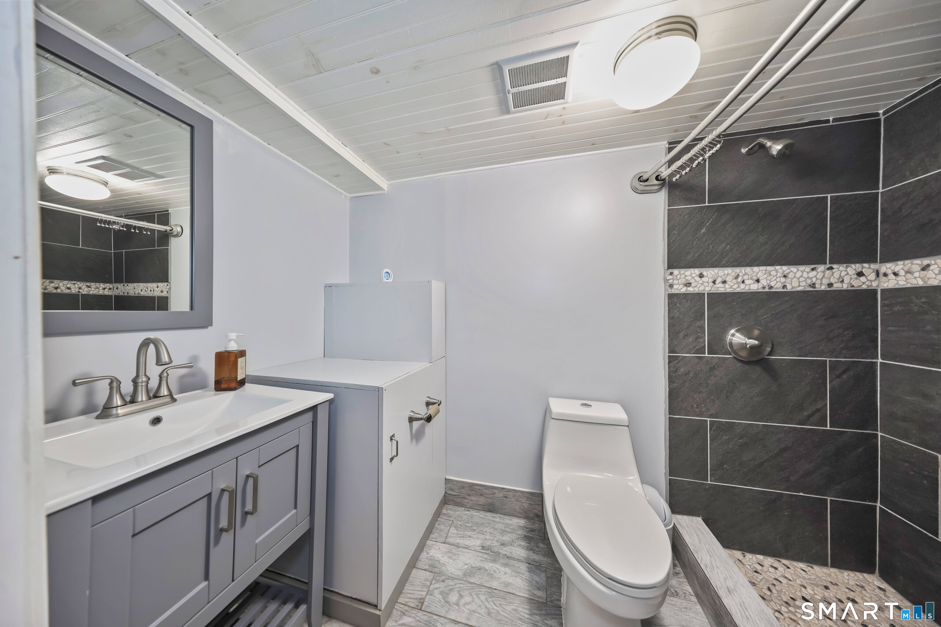 2 Badger Road Wolcott CT 06716