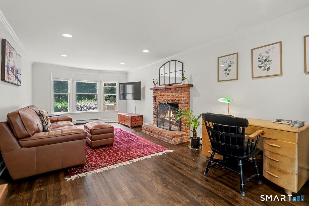 15 Fire Hill Lane Redding CT 06896