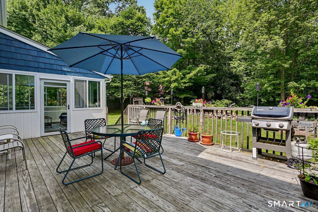 15 Fire Hill Lane Redding CT 06896