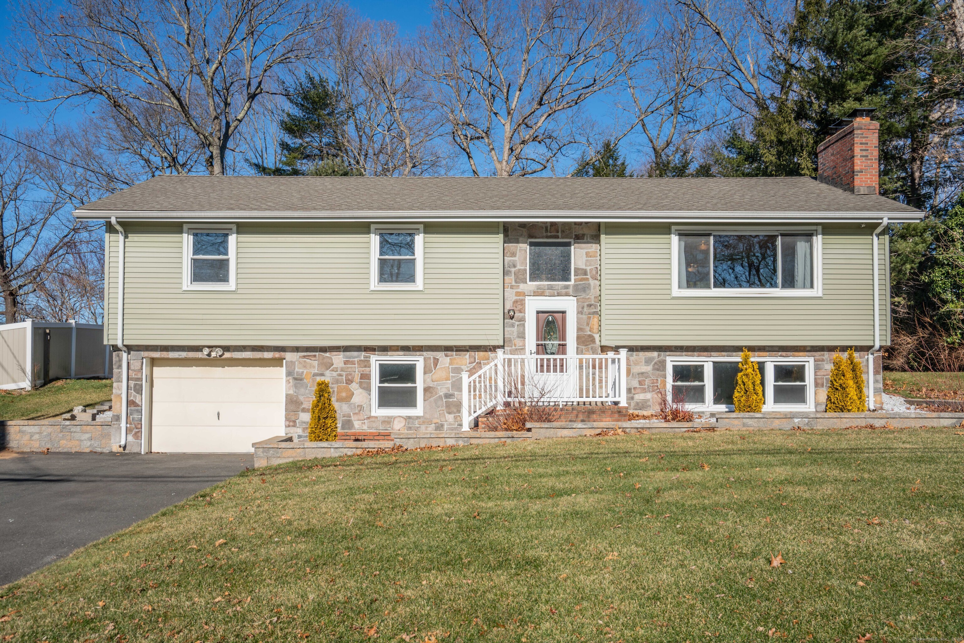 98 Timber Trail East Hartford CT 06118