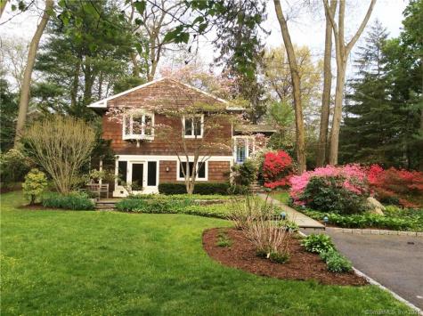24 Harstrom Place Norwalk CT 06853