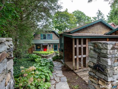 144 Island Trail Morris CT 06763