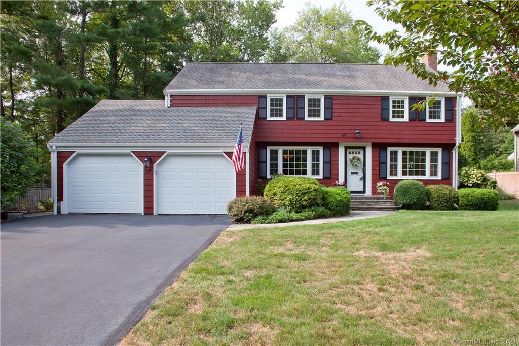69 Foxridge Road West Hartford CT 06107