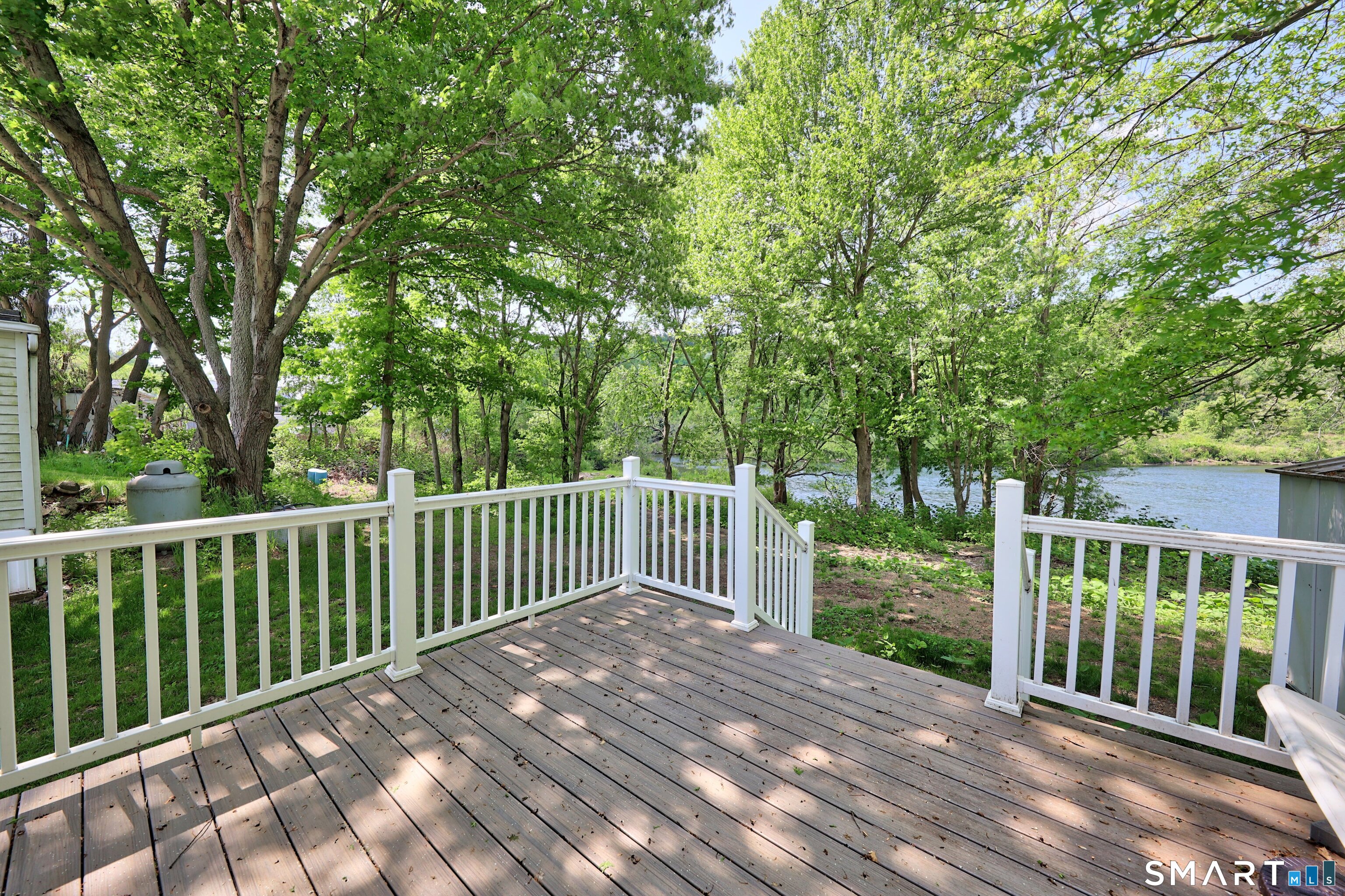 1402 Waterbury Road Thomaston CT 06787