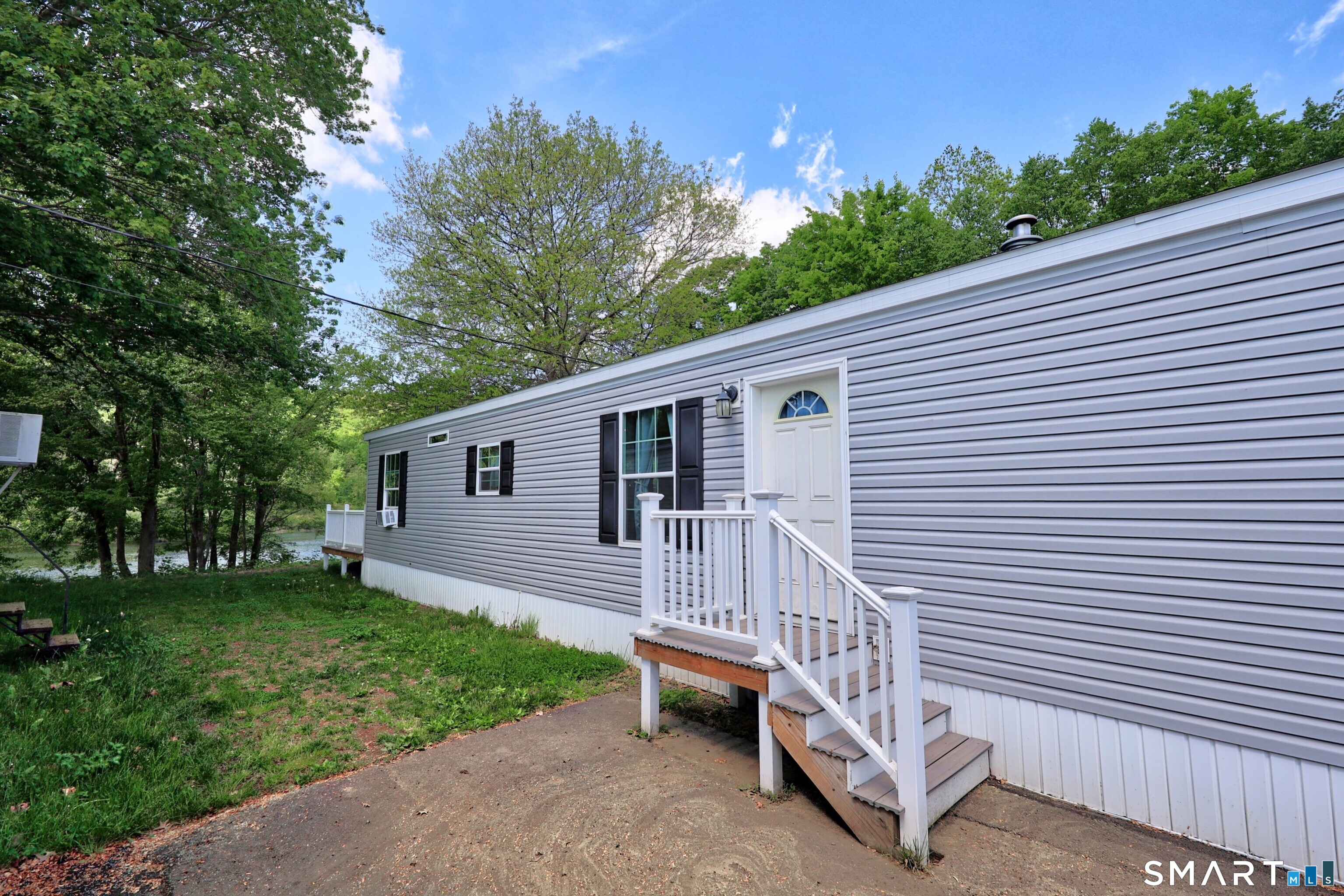 1402 Waterbury Road Thomaston CT 06787