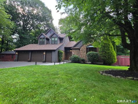 11 Coach Hill Danbury CT 06811