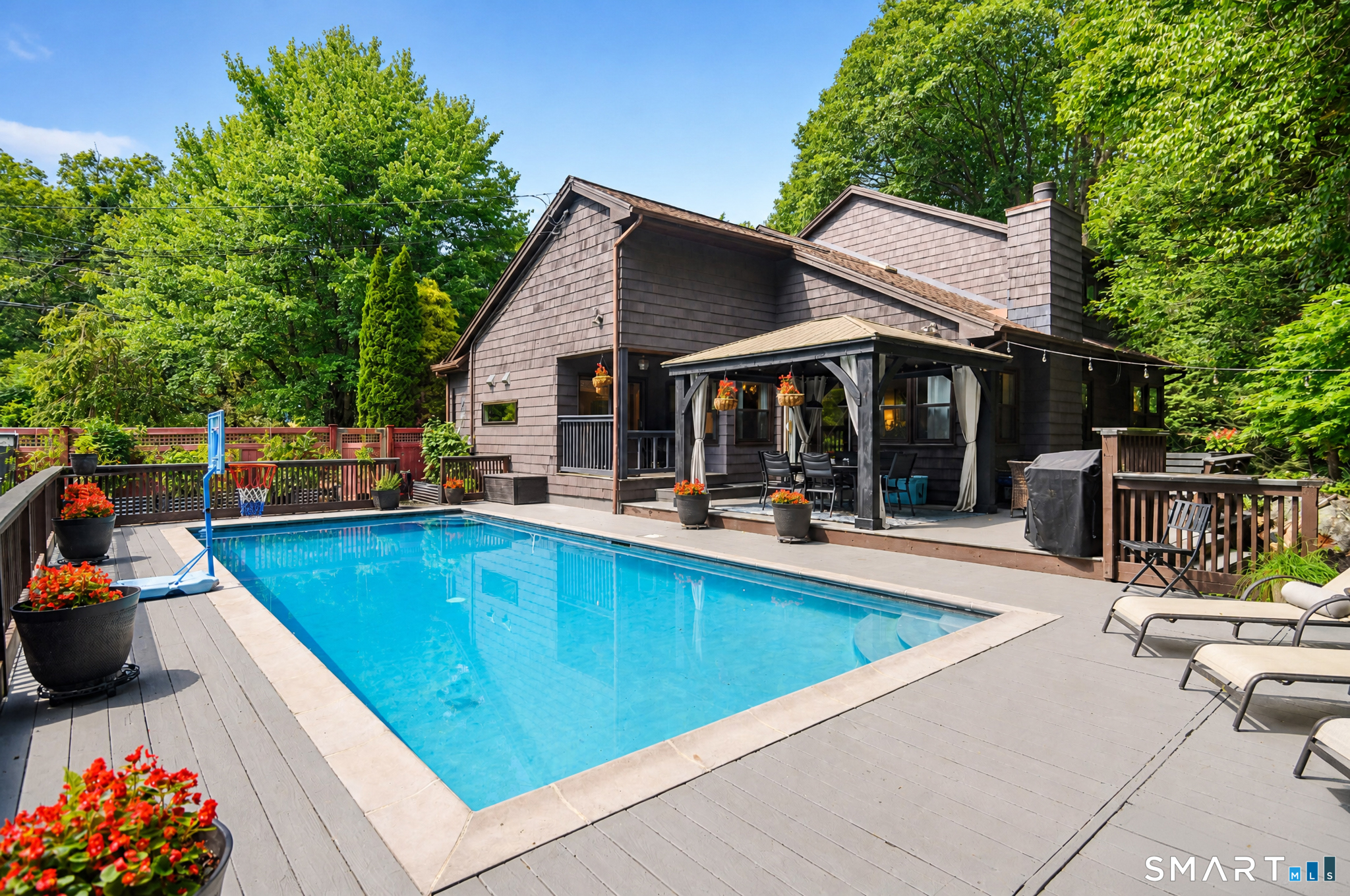 11 Coach Hill Danbury CT 06811