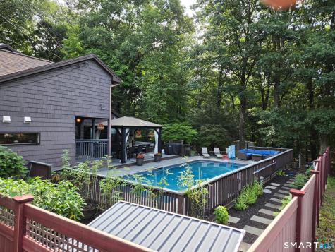 11 Coach Hill Danbury CT 06811