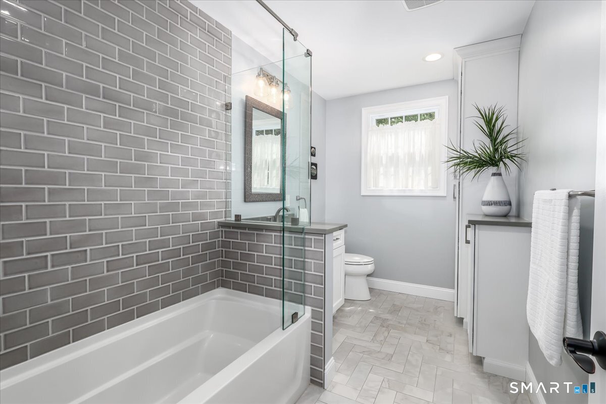 276 Preston Terrace Cheshire CT 06410
