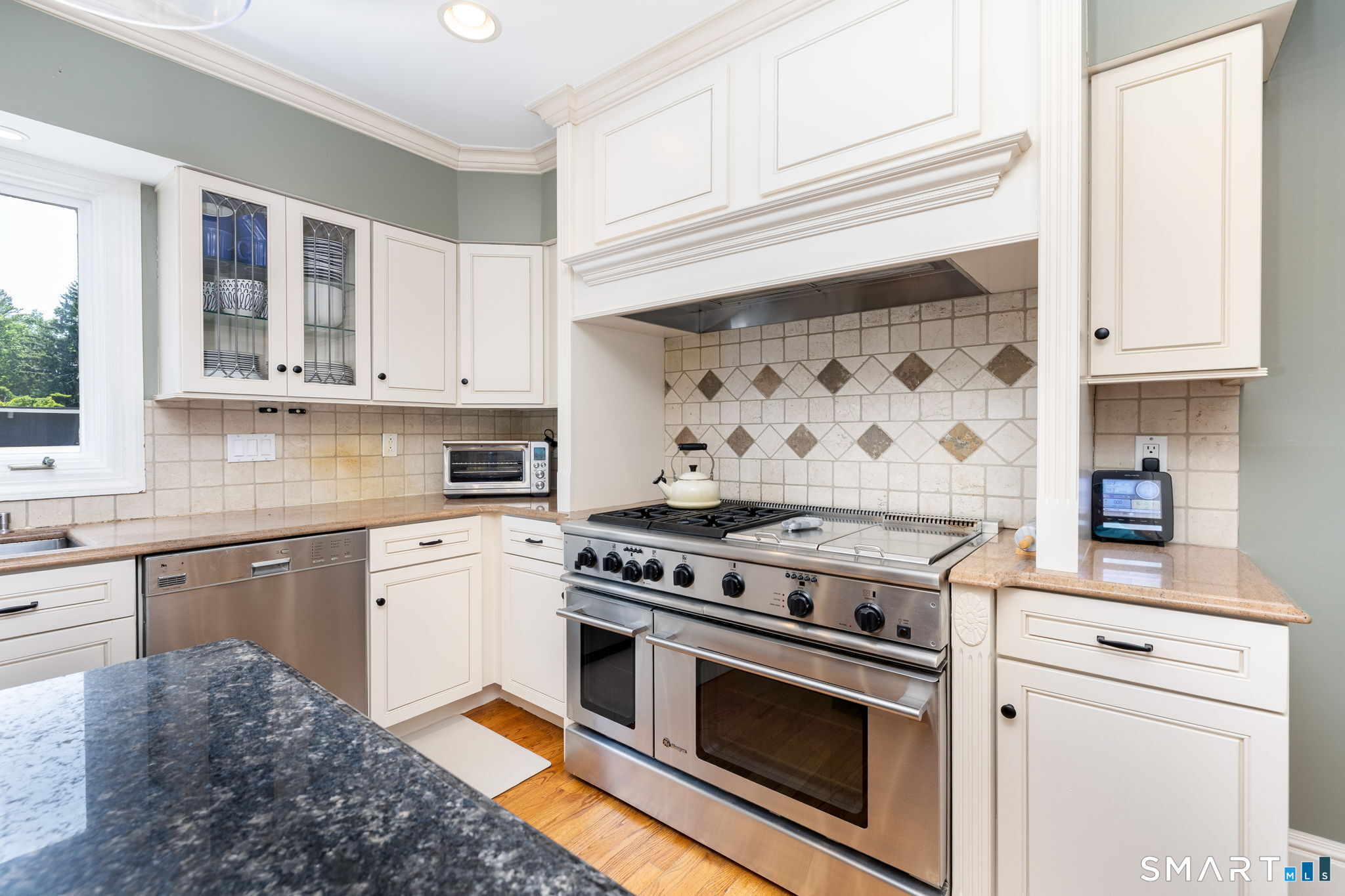 82 Ledyard Road West Hartford CT 06117