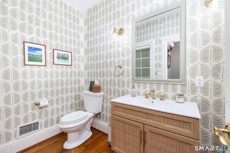 82 Ledyard Road West Hartford CT 06117