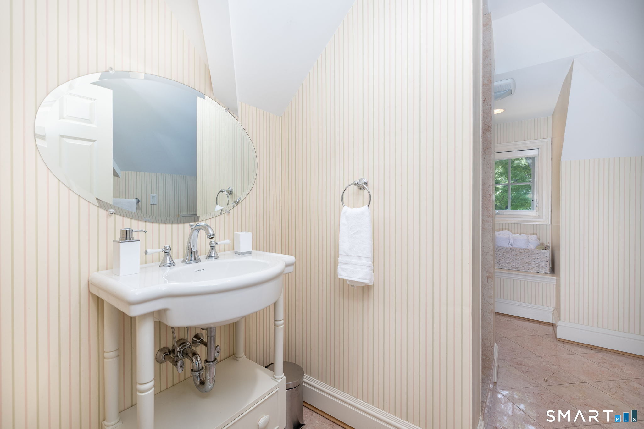 82 Ledyard Road West Hartford CT 06117