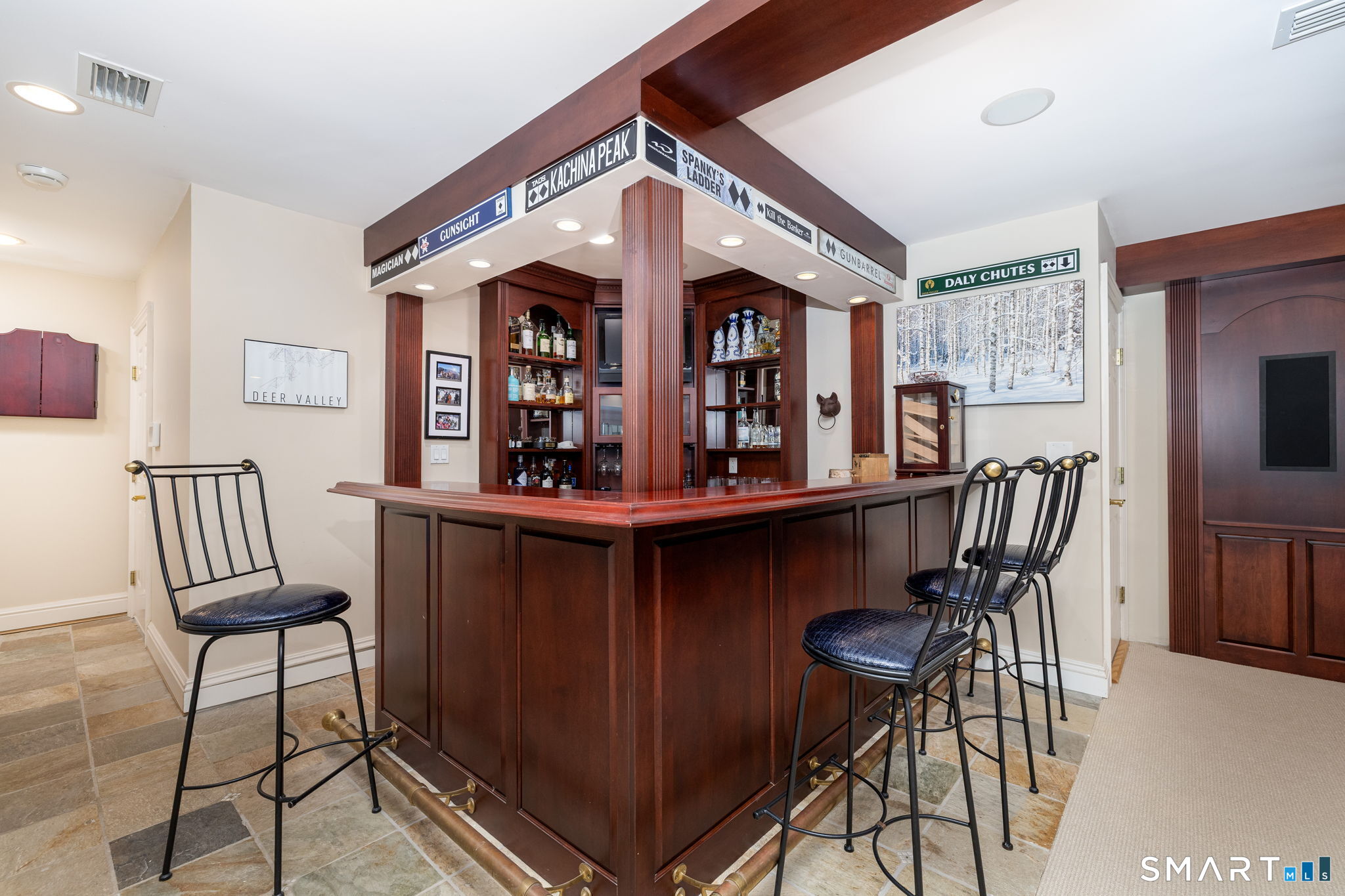 82 Ledyard Road West Hartford CT 06117
