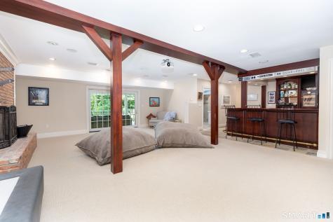 82 Ledyard Road West Hartford CT 06117