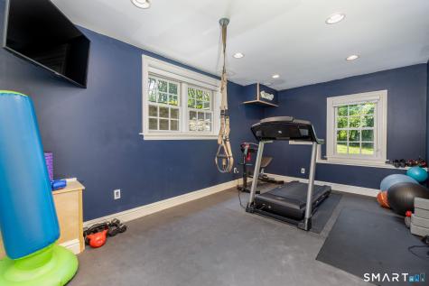 82 Ledyard Road West Hartford CT 06117