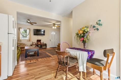 5 Hamilton Court Norwich CT 06360