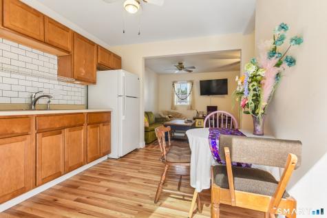 5 Hamilton Court Norwich CT 06360