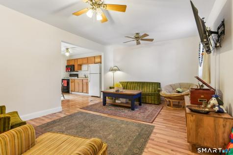 5 Hamilton Court Norwich CT 06360